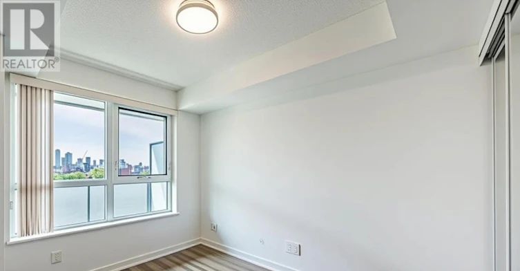 701-181 Huron Street, Toronto, ON, M5T 2B6 - 13