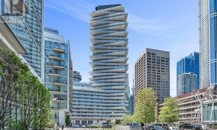 2706-15 Queens Quay E