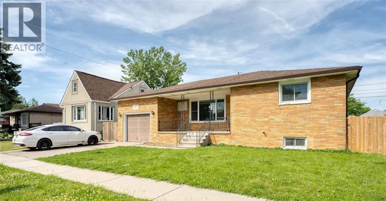 1243 Westcott Road, Windsor, ON, N8Y 4B9 - 2