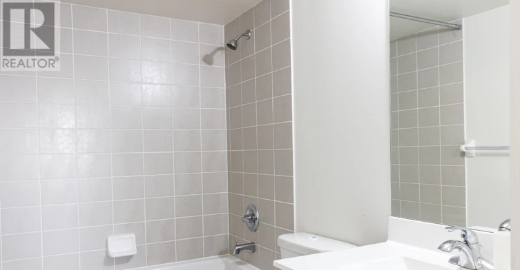 1404-151 Village Green Square, Toronto, ON, M1S 0K5 - 11