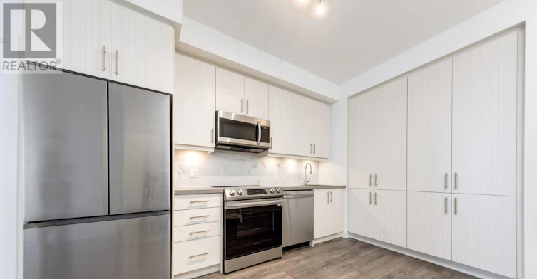 305-95 Oneida Crescent, Richmond Hill, ON, L4B 0H5 - 6