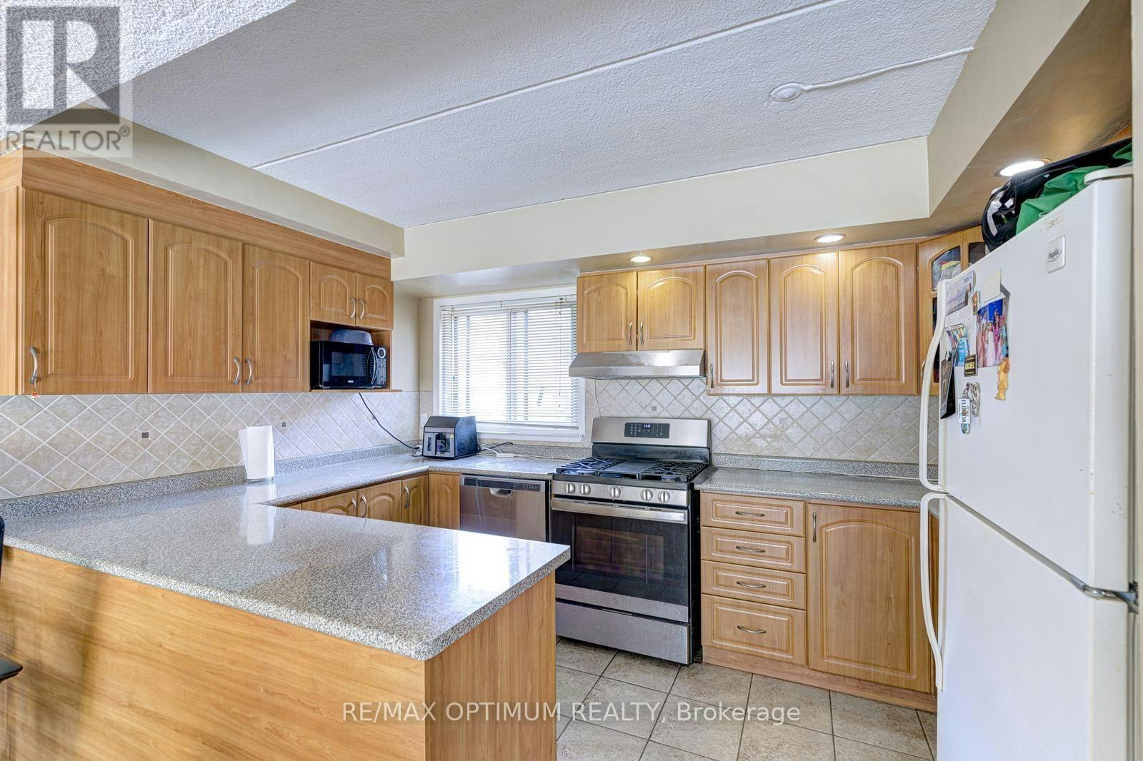 152-180 Mississauga Valley Boulevard, Mississauga, ON, L5A 3M2 - 14