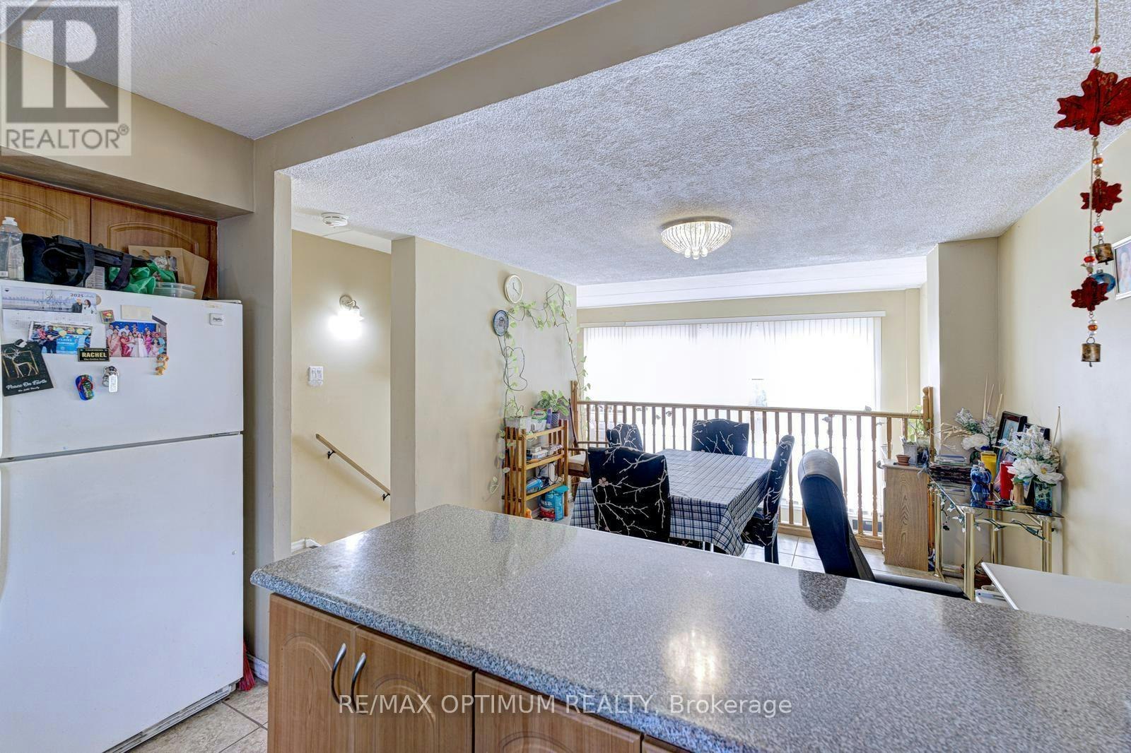 152-180 Mississauga Valley Boulevard, Mississauga, ON, L5A 3M2 - 16