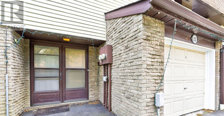 152-180 Mississauga Valley Boulevard, Mississauga, ON, L5A 3M2 - 3