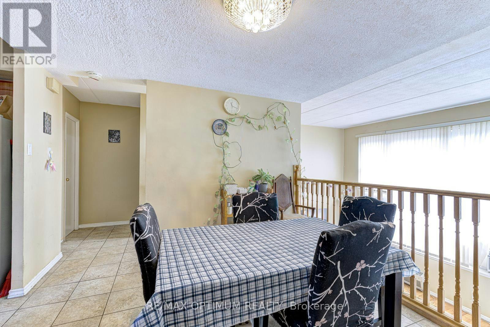 152-180 Mississauga Valley Boulevard, Mississauga, ON, L5A 3M2 - 12