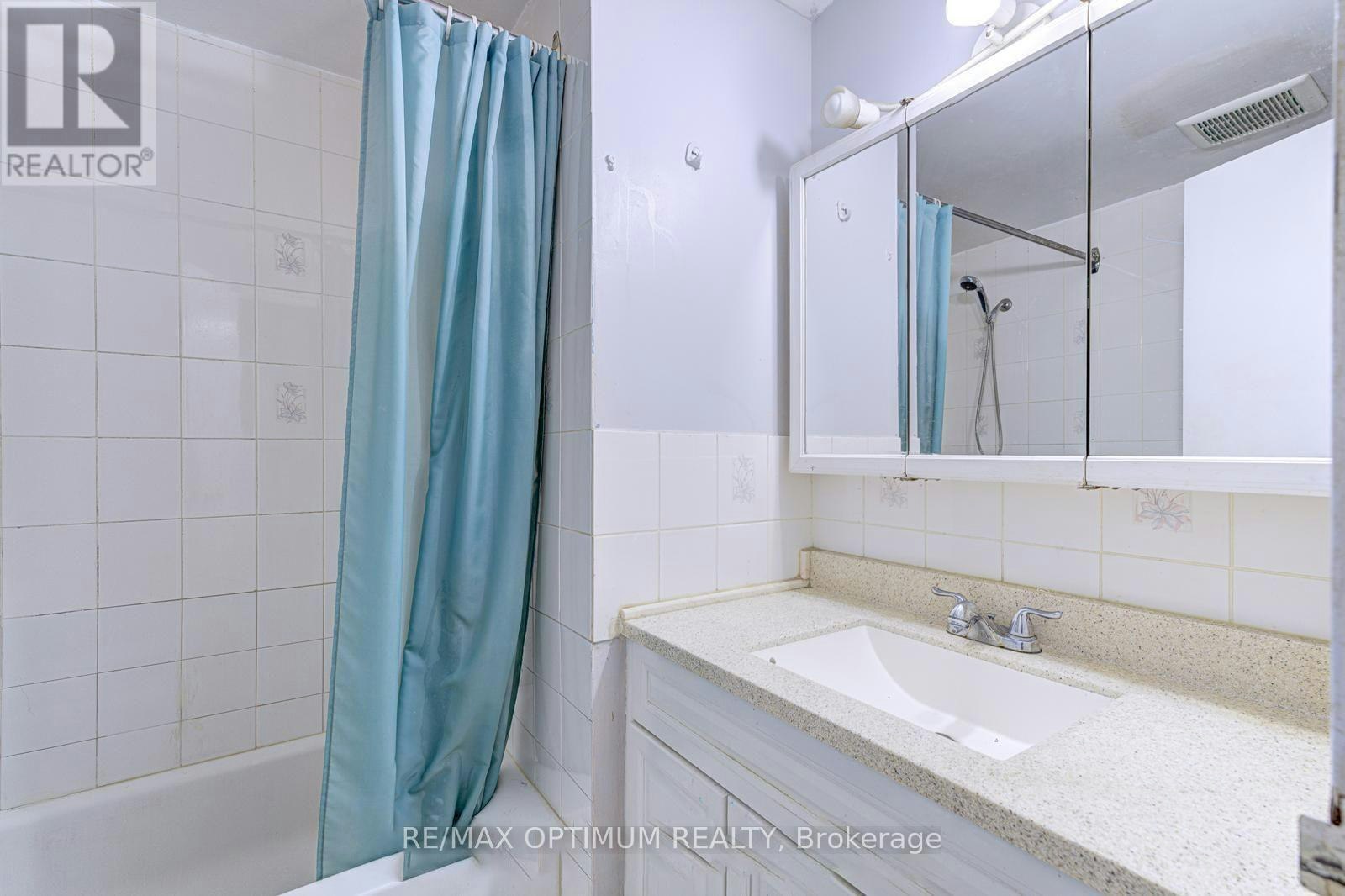 152-180 Mississauga Valley Boulevard, Mississauga, ON, L5A 3M2 - 24