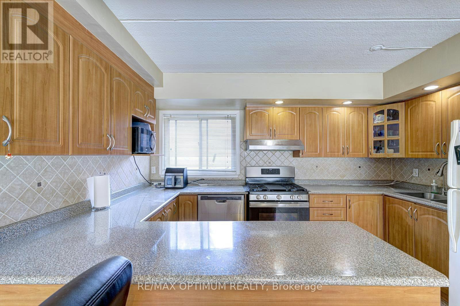 152-180 Mississauga Valley Boulevard, Mississauga, ON, L5A 3M2 - 13