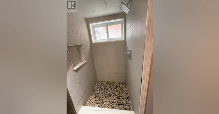 LOWER LEVEL-54 Delemere Avenue, Toronto, ON, M6N 1Z7 - 7