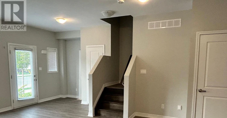 8-182 Broadway Lane, Welland, ON, L3C 0J2 - 5