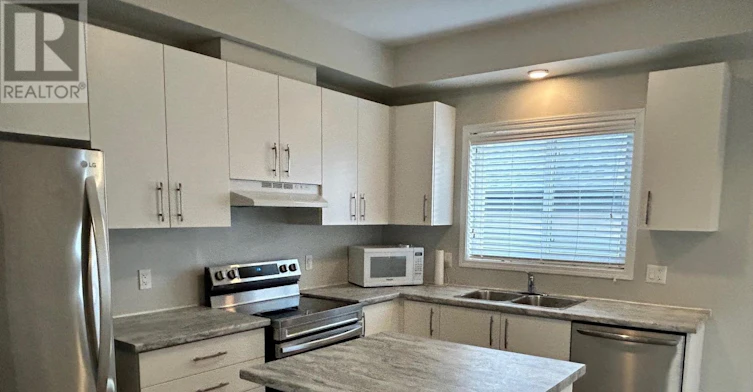 8-182 Broadway Lane, Welland, ON, L3C 0J2 - 11