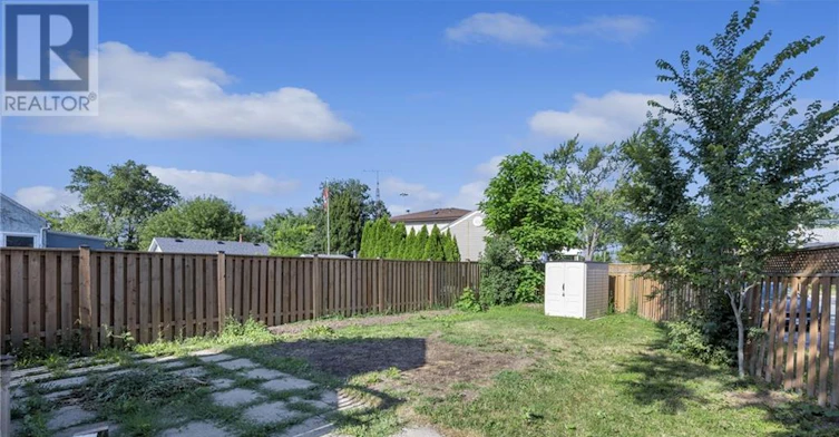 MAIN-27 St George Street, St. Catharines, ON, L2M 5P4 - 18