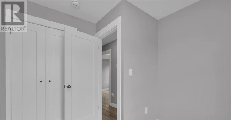 MAIN-27 St George Street, St. Catharines, ON, L2M 5P4 - 15