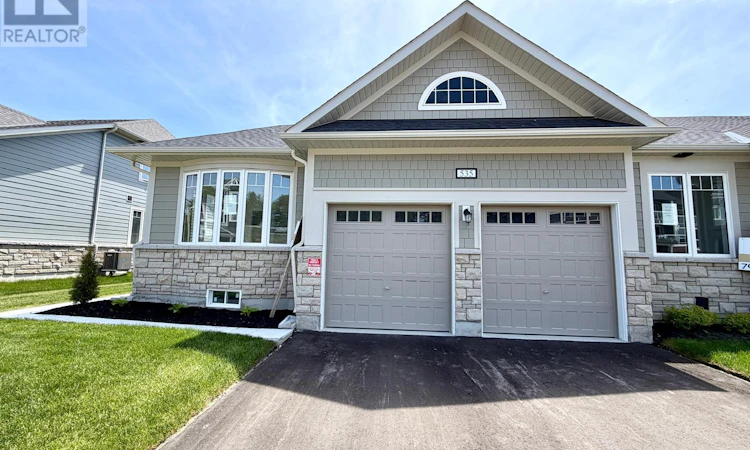 535 Hudson Crescent