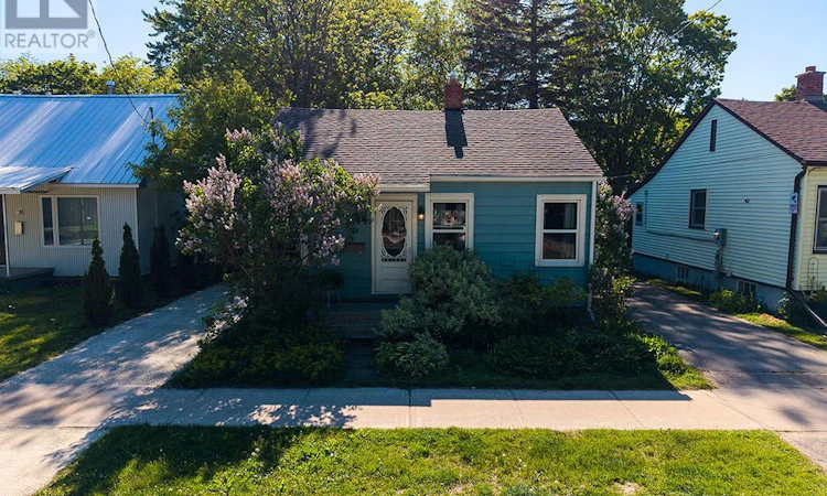 444 Maple Street