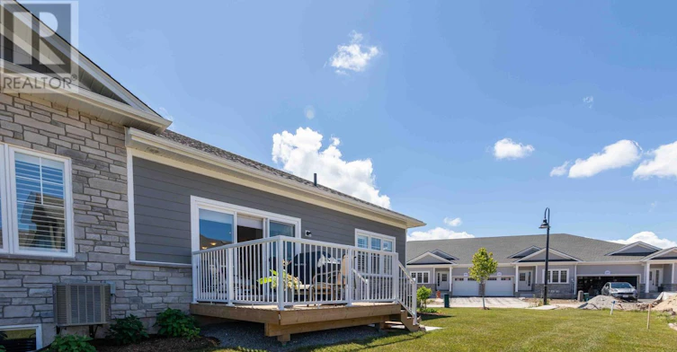 221 Ironwood Way, Georgian Bluffs, ON, N0H 1S0 - 31