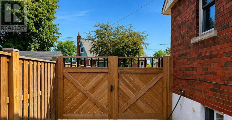 23 Camille Court, Hamilton, ON, L8T 2C8 - 25
