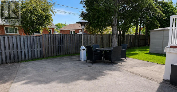 23 Camille Court, Hamilton, ON, L8T 2C8 - 24