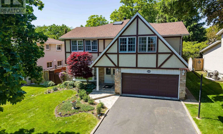 1273 Winding Trail