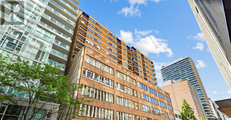 902-120 St Patrick Street, Toronto, ON, M5T 2X7
