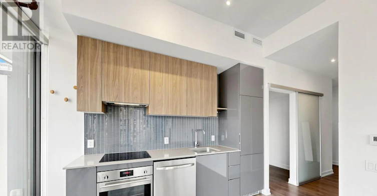 910-161 Roehampton Avenue, Toronto, ON, M4P 0C8 - 7