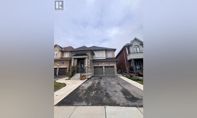 8 Arda Crescent