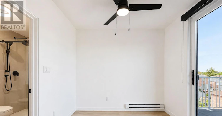 4-159 Locksley Avenue, Toronto, ON, M6B 3N6 - 9