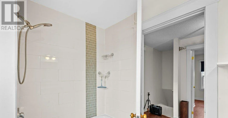UPPER-15 Melrose Avenue N, Hamilton, ON, L8L 6X3 - 14