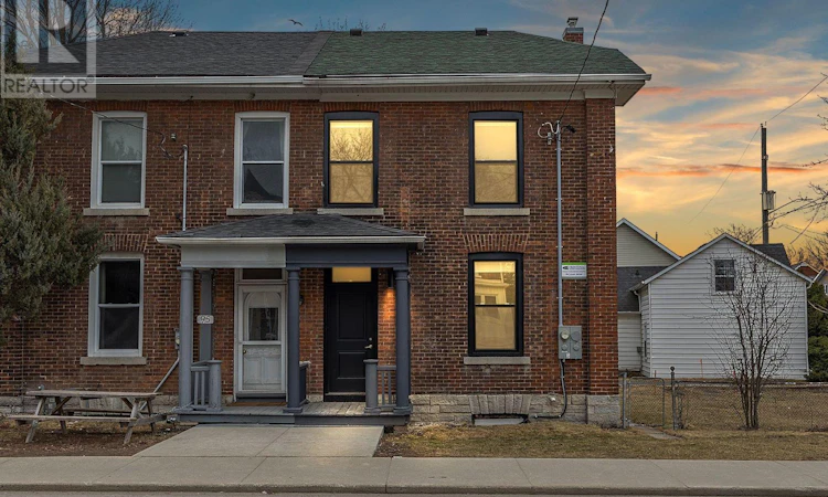 93 Division Street