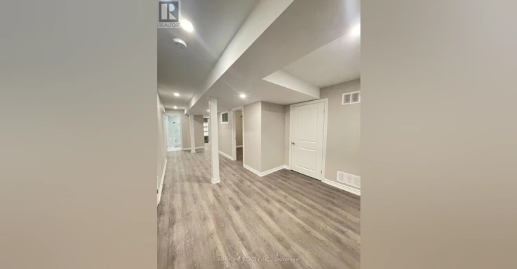 BSMT-90 Maverick Crescent, Vaughan, ON, L6A 4L1 - 6