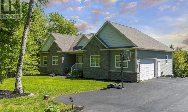 293 Aberdeen Drive