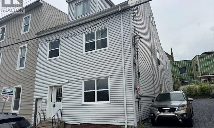 3 Exmouth Street