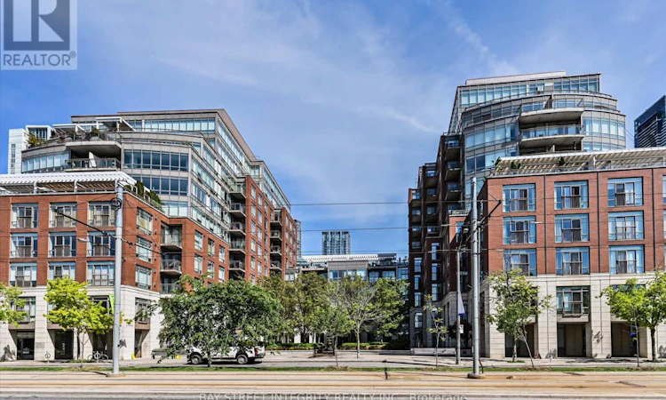 512W-500 Queens Quay W