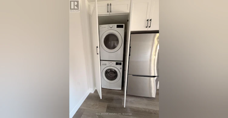 MAIN-653 Athol Street E, Oshawa, ON, L1H 1M2 - 18