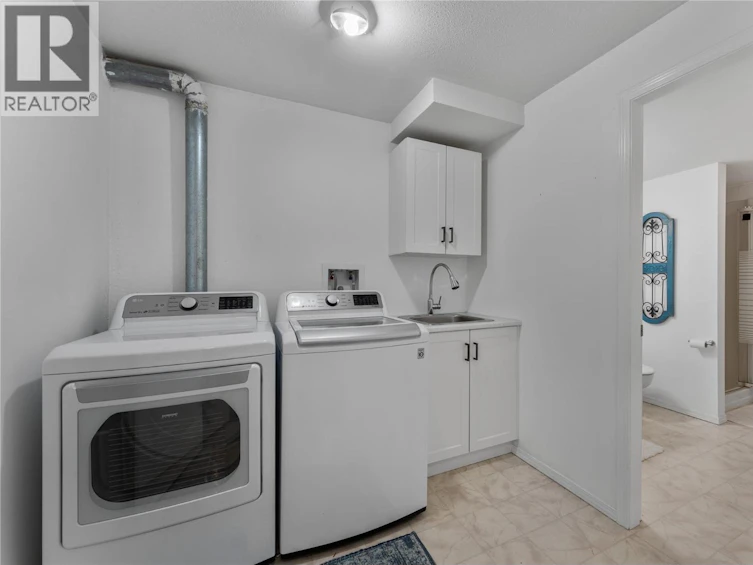 3-1874 Parkview Crescent, Kelowna, BC, V1X 7G6 - 36