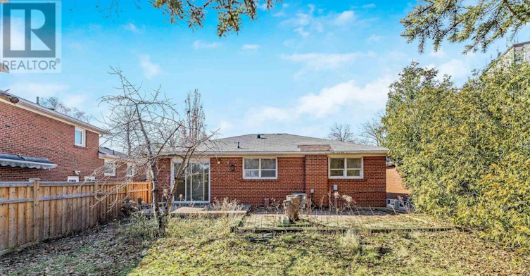 113 Poynter Drive, Toronto, ON, M9R 1L7 - 25