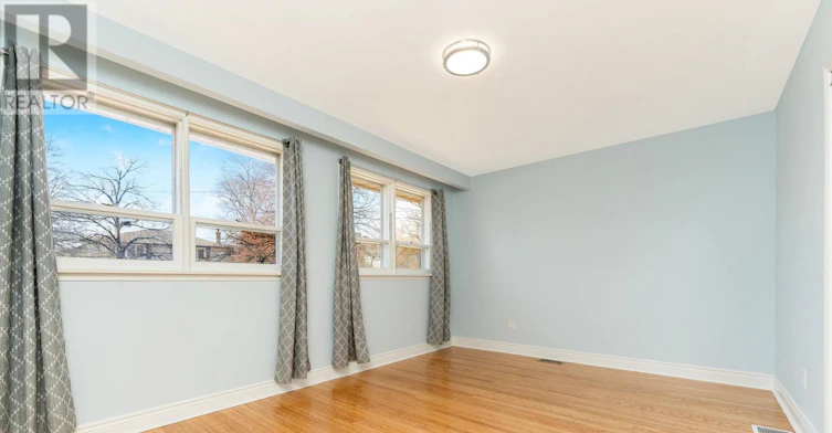 113 Poynter Drive, Toronto, ON, M9R 1L7 - 16