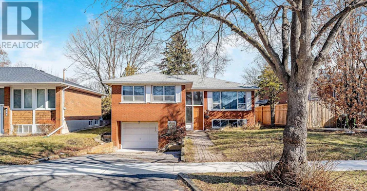 113 Poynter Drive, Toronto, ON, M9R 1L7