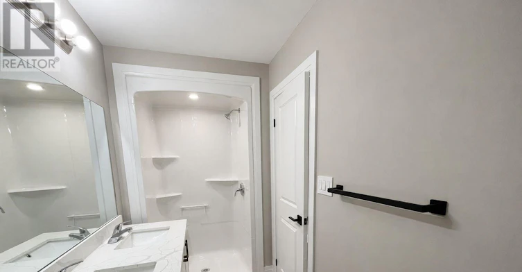 60 Keystone Trail, Welland, ON, L3B 5C2 - 9