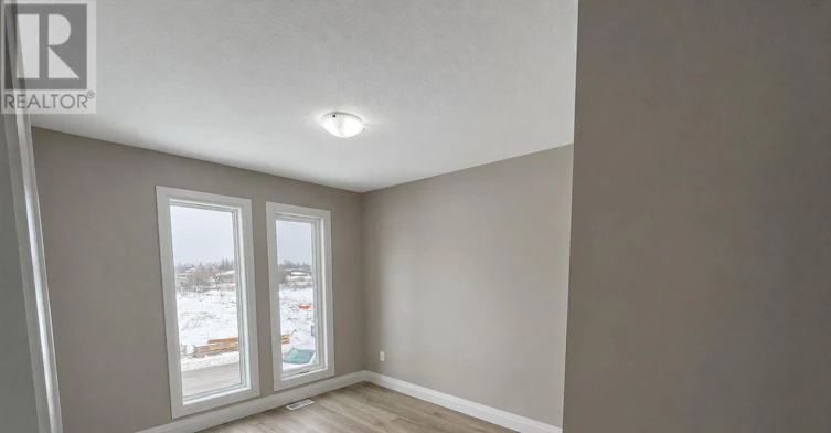 60 Keystone Trail, Welland, ON, L3B 5C2 - 7