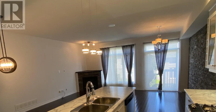 1119 Tischart Crescent, Ottawa, ON, K2T 0G4 - 8