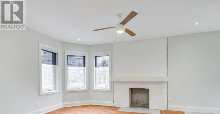 MAIN-129 Hilton Avenue, Toronto, ON, M5R 3E8 - 4