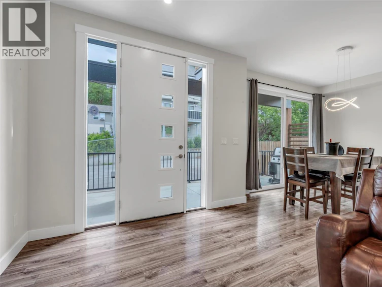 102-436 Pickering Street, Penticton, BC, V2A 4H2 - 10