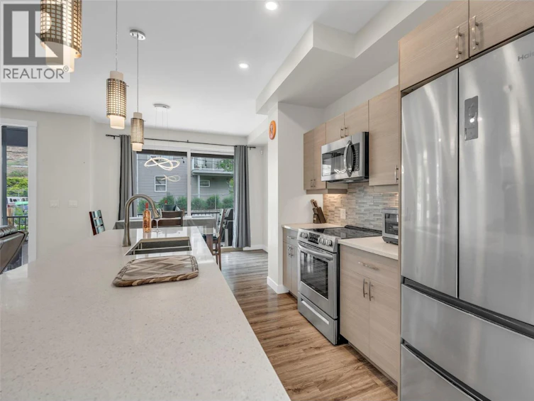 102-436 Pickering Street, Penticton, BC, V2A 4H2 - 17