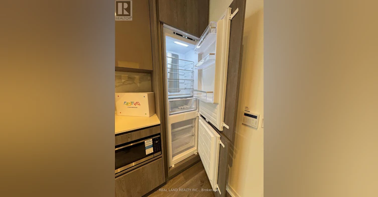3603-8 Interchange Way, Vaughan, ON, L4K 5Z7 - 11