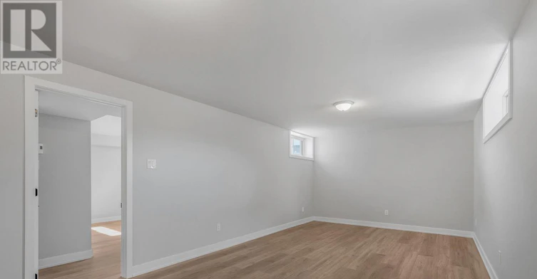 B-978 Katia Street, Limoges, ON, K0A 2M0 - 11