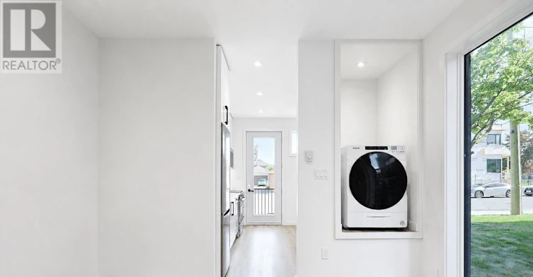 GRDN-159 Locksley Avenue, Toronto, ON, M6B 3N6 - 4