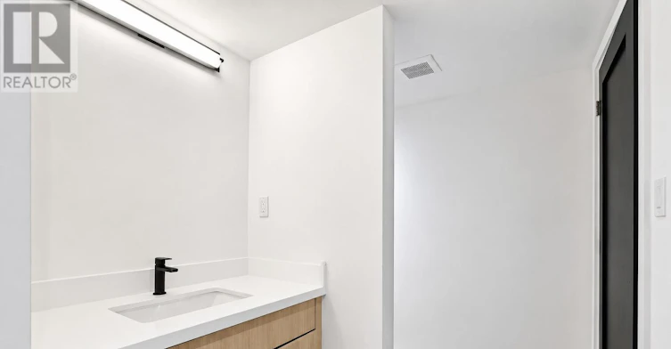 GRDN-159 Locksley Avenue, Toronto, ON, M6B 3N6 - 10