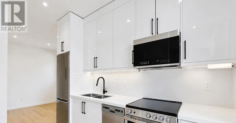 GRDN-159 Locksley Avenue, Toronto, ON, M6B 3N6