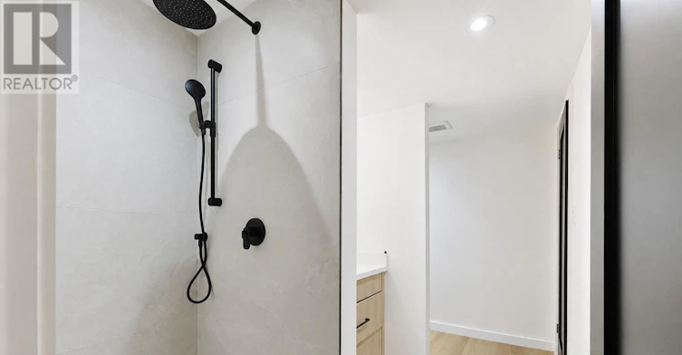 GRDN-159 Locksley Avenue, Toronto, ON, M6B 3N6 - 9