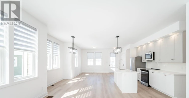 4 Danielle Crescent, Midland, ON, L4R 0A9 - 5